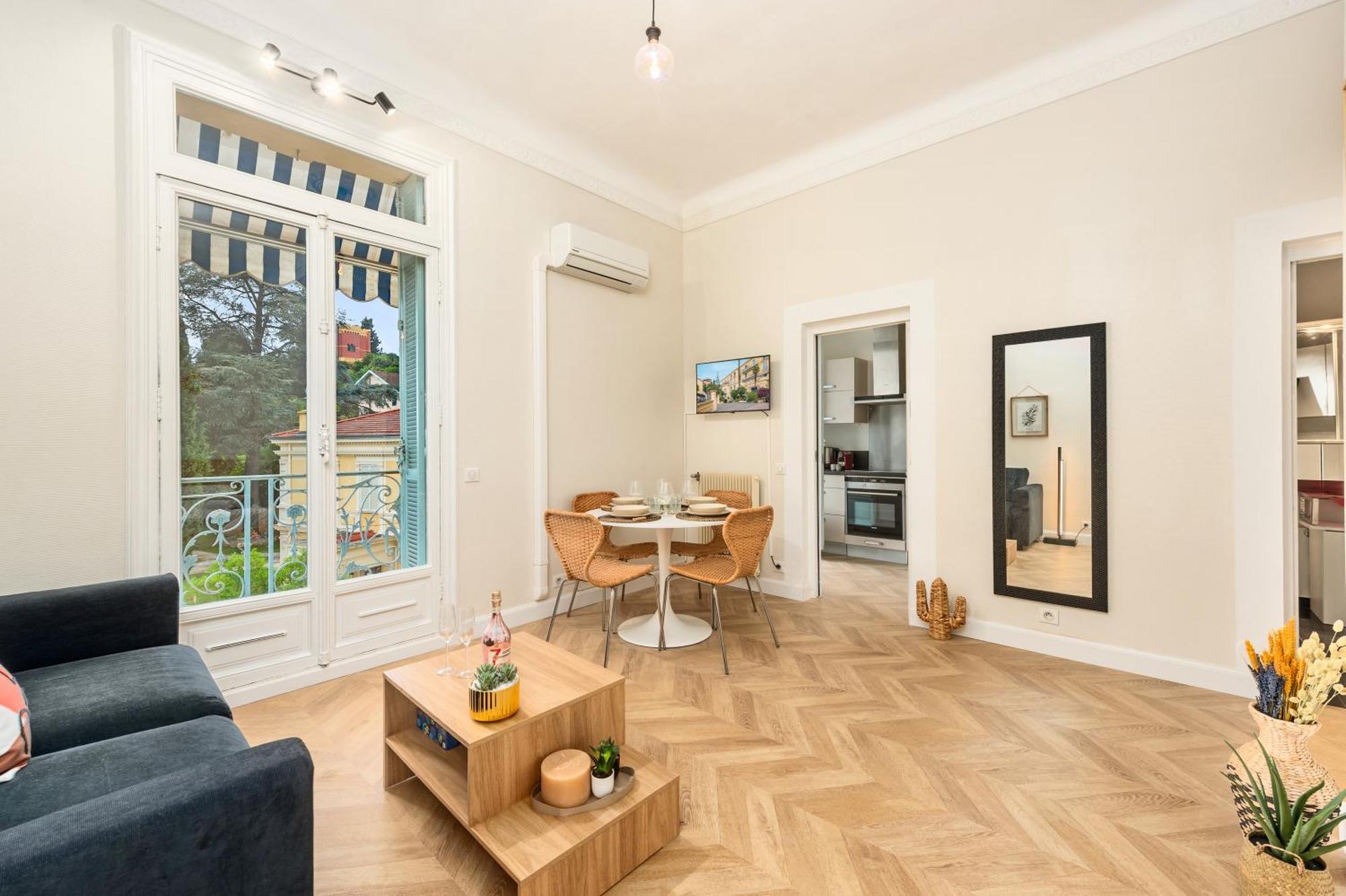 Mont Fleuri- Somptueux 2 Pieces - Parking - Menton Apartment Екстериор снимка