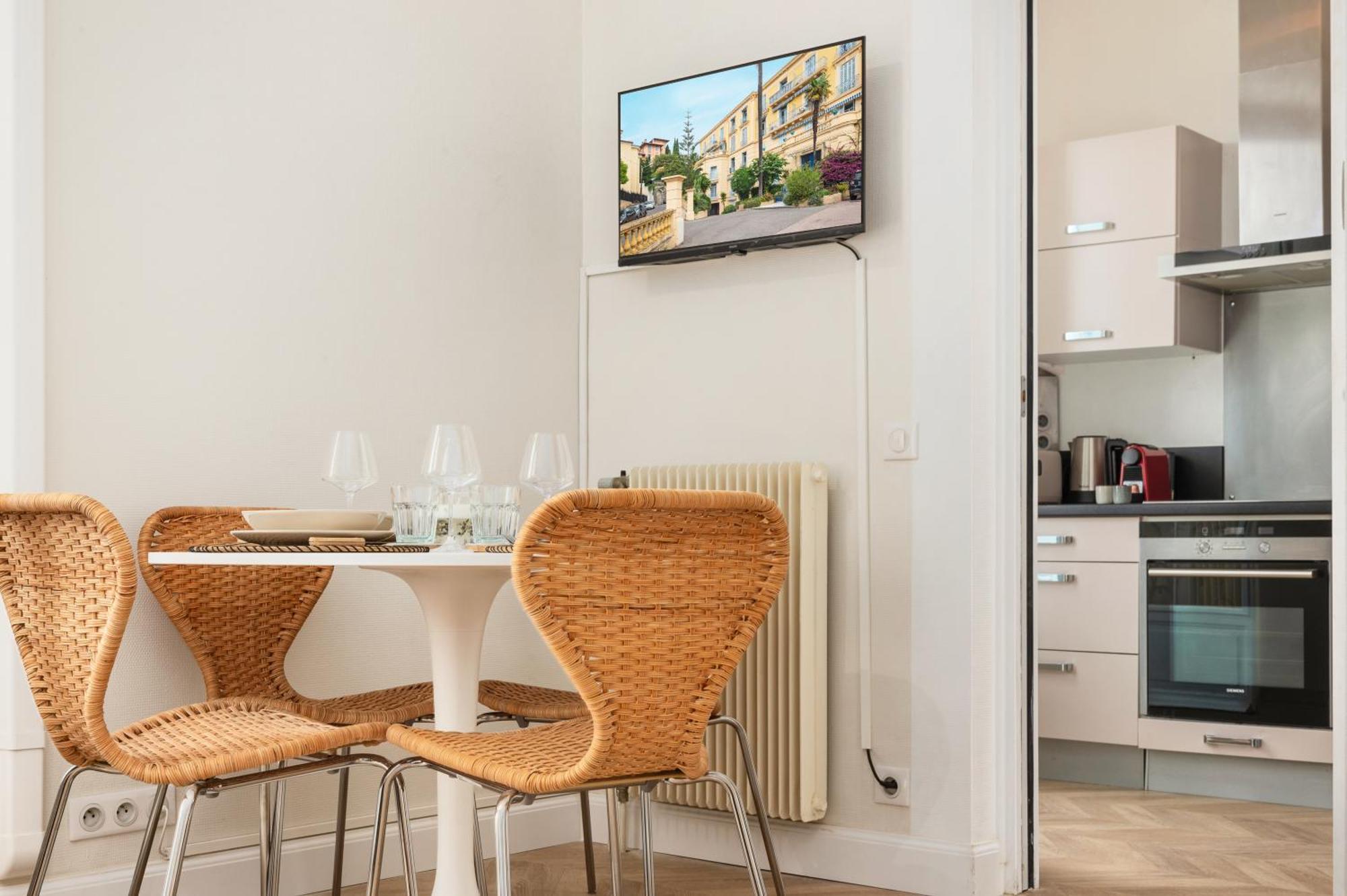 Mont Fleuri- Somptueux 2 Pieces - Parking - Menton Apartment Екстериор снимка