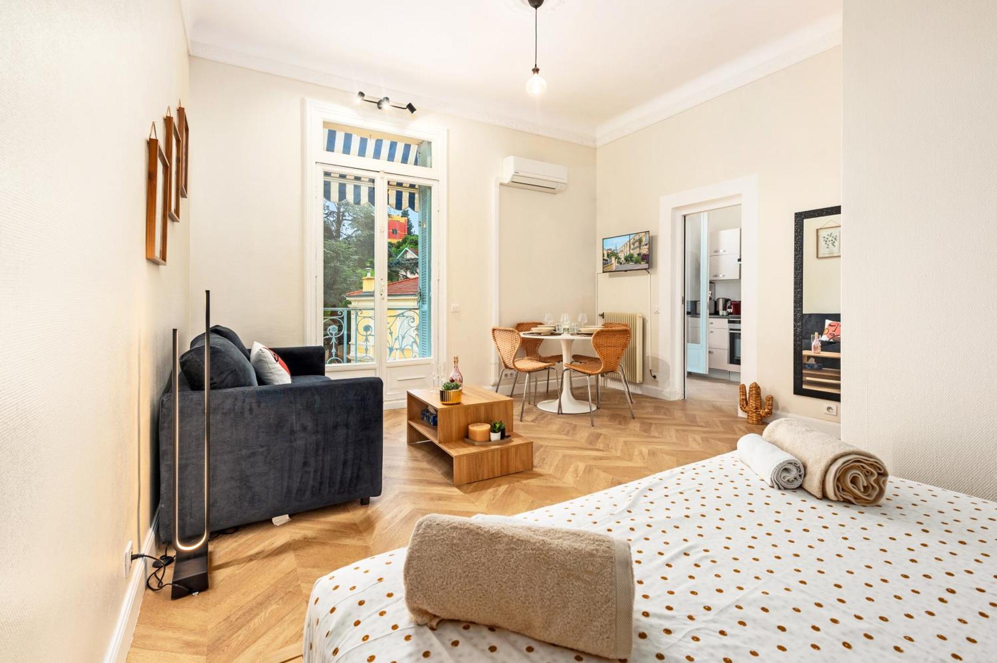 Mont Fleuri- Somptueux 2 Pieces - Parking - Menton Apartment Екстериор снимка